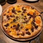 中國芝士南乳配西方芝士加肉碎咁囉pizza - Mamadays photo in Causeway Bay Hong Kong | OpenRice Hong Kong Photo of Mamaday... 