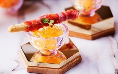 意大利風乾火腿手指條伴蜜瓜、蜜糖珍珠 - GREENs photo in Tsim Sha Tsui Hong Kong | OpenRice Hong Kong Photo of GREEN (Tsim... 