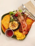Hamburger Coffee Shop in Jordan Hong Kong | OpenRice Hong Kong Ham6baang6laang6 (Cheung Wah Commercial Building) (Jordan)