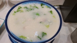 鯇魚片粥 - Full Tastes photo in Tin Hau Hong Kong | OpenRice Hong Kong Photo of Full Taste (Tin Hau) - Picky Couple