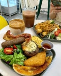 Hamburger Coffee Shop in Jordan Hong Kong | OpenRice Hong Kong Ham6baang6laang6 (Cheung Wah Commercial Building) (Jordan)