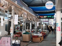 [강원국제트리엔날레 2021] ② 홍천중앙시장 | 두피디아 여행기 두피디아 여행기-[강원국제트리엔날레 2021] ② 홍천중앙시장