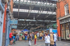 거리 예술의 심장부, 런던 브릭 레인 | 두피디아 여행기 두피디아 여행기-거리 예술의 심장부, 런던 브릭 레인