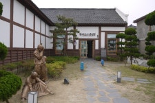 경암 철길 마을과 군산 역사 | 두피디아 여행기 두피디아 여행기-경암 철길 마을과 군산 역사
