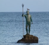 바다 신 넵투누스 스페인 해안에 솟아오르다 | 일요신문 바다 신 넵투누스 스페인 해안에 솟아오르다