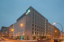 Motel One Berlin-Hackescher Markt, Germany - Booking.com ★★★ Motel One Berlin-Hackescher Markt, Berlin, Germany