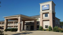 Motel Executive and Joaquin, including photos - Booking.com   ★★ Executive Inn and Suites Joaquin, Joaquin, USA