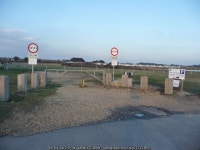 Milton on Sea : Seasonal Car Park © Lewis Clarke cc-by-sa/2.0 :: Geograph Britain and Ireland Milton on Sea : Seasonal Car Park... 