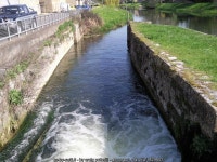 River Welland Deeping St James © craig putterill :: Geograph Britain and Ireland River Welland Deeping St James &copy; craig... 