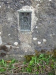 Flush Bracket G1117, Straloch © Maigheach-gheal :: Geograph Britain and Ireland Flush Bracket G1117, Straloch &copy; Maigheach-gheal
