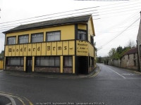 Woodford Arms, Ballyconnell © Kenneth Allen cc-by-sa/2.0 :: Geograph Britain and Ireland Woodford Arms, Ballyconnell... 