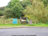 Footbridge off Stannybrook Road - Oldham © John Topping :: Geograph Britain and Ireland Footbridge off Stannybrook Road - Oldham... 