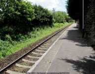Yetminster railway station platform © Jaggery :: Geograph Britain and Ireland Yetminster railway station platform &copy; Jaggery