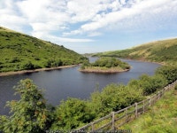 The Southern end of Meldon Reservoir © Tony Atkin cc-by-sa/2.0 :: Geograph Britain and Ireland The Southern end of Meldon... 
