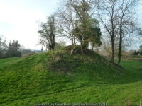 Weobley Castle (Ringwork) © Fabian Musto cc-by-sa/2.0 :: Geograph Britain and Ireland Weobley Castle (Ringwork) &copy; Fabian... 