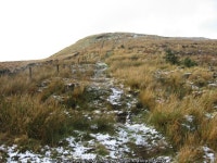 Towards Tomtain © Chris Wimbush cc-by-sa/2.0 :: Geograph Britain and Ireland Towards Tomtain &copy; Chris Wimbush cc-by-sa/2.0