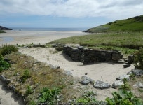 Mingulay - sand-filled ruined house © Rob Farrow cc-by-sa/2.0 :: Geograph Britain and Ireland Mingulay - sand-filled ruined... 