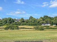 Off Mill Lane © Ian Capper cc-by-sa/2.0 :: Geograph Britain and Ireland Off Mill Lane &copy; Ian Capper cc-by-sa/2.0