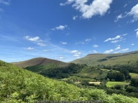 Cefn Cul and Fan Gyhirych © Alan Hughes cc-by-sa/2.0 :: Geograph Britain and Ireland Cefn Cul and Fan Gyhirych &copy; Alan... 