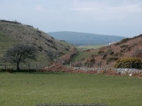 Dyffryn sych / Dry valley © Ceri Thomas cc-by-sa/2.0 :: Geograph Britain and Ireland Dyffryn sych / Dry valley &copy; Ceri... 