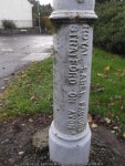Direction sign © Chris Minto :: Geograph Britain and Ireland Direction sign &copy; Chris Minto