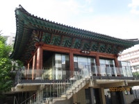 동네 사람들은 여담재를 ‘그들만의 놀이터’라 불렀다