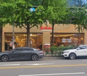 친구 만나러 강남 팀홀튼 갑니다.