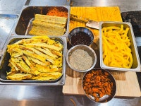 웨이팅하다 친구 사귀는 전설의맛집, 전주 오선모김밥