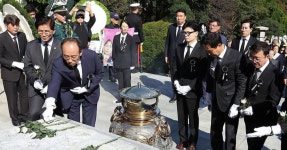 박정희 대통령 제45주기 추도식 참석 / 정중규