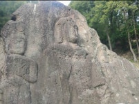 울산 어물동 마애여래좌상에서