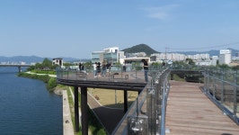 춘천사이로출렁다리 - 걸으면 둘레길 - 산이나우리나 춘천사이로출렁다리