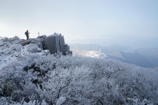 눈이오면 가볼만한곳: 대둔산,발왕산,덕유산,원대리 자작나무숲길... 눈이오면 가볼만한곳: 대둔산,발왕산,덕유산,원대리 자작나무숲길,무등산