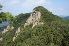 “아름다운 대아댐 조망“ 암능 과 노송의 조화가 절묘한 운암산 산행... 3산악회 “아름다운 대아댐 조망“ 암능 과 노송의 조화가 절묘한... 