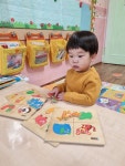 퍼즐을 맞추어 보아요~^^ - 새싹반 사진 - 은하어린이집(가정분과) 퍼즐을 맞추어 보아요~^^