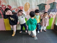 새싹반 수료하는 날~~♡ - 새싹반 사진 - 은하어린이집(가정분과) 새싹반 수료하는 날~~♡