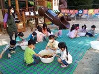 오창 각리초등학교 병설유치원 천연염색 체험 - 유치원 체험, 수업 - 자연염색 반딧불이 오창 각리초등학교 병설유치원 천연염색 체험