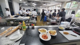 장록기 교수님 9월 13일 화 수업 중 - 2022부산정보관광고등학교 - 맛 있는 세상 ~~~★ 장록기 교수님 9월 13일 화 수업 중