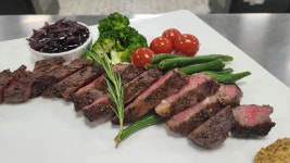 2, Cobb Salad / 콥샐러드 & New York Strip Steak / 뉴욕 스트립... 2, Cobb Salad / 콥샐러드 & New York Strip Steak / 뉴욕 스트립 스테이크