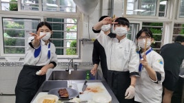 토마호크&리코타치즈 - 2022부산정보관광고등학교 - 맛 있는 세상 ~~~★ 토마호크&리코타치즈