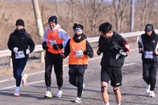 2026 화성 궁평항 동계훈련 마라톤대회 사진 - 대회사진 - VMK한국시각장애인마라톤회 2026 화성 궁평항 동계훈련 마라톤대회 사진
