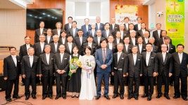 충북교회 연주 - -------- 국내연주사진 - 청주장로성가단 충북교회 연주