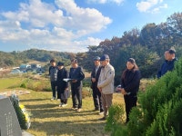 화봉 조성훈 초대지부장 10주기 추모 산소 방문 - 공식 행사 - 사단법인 흥사단 충북지부 사단법인 흥사단 충북지부
