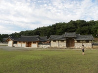 Re: 석성산,할미산성,향수산.문수산 (용인시청 ~정몽주선생묘역코스 )... Re: 석성산,할미산성,향수산.문수산 (용인시청 ~정몽주선생묘역코스 )