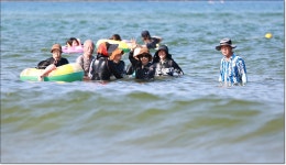 2차 해수욕장과 신남 저녁식사 마무리 - 운영자 방 - 덕중14회 2차 해수욕장과 신남 저녁식사 마무리