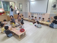 🥔감자 오감놀이 - ★어린이집 행사사진★ - 꼬마동산 어린이집 🥔감자 오감놀이