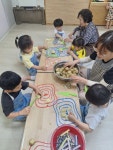 🥔감자 오감놀이 - ★어린이집 행사사진★ - 꼬마동산 어린이집 🥔감자 오감놀이