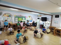 사물놀이 모음 - [2024년 교육활동사진] - 선부어울 지역아동센터 사물놀이 모음