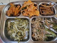 착사는 또 집밥 - 삼시세끼 - 강릉 맛집멋집 착사는 또 집밥