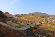 반곡지(盤曲池)의 춘경(春景) 경산시 남산면 반곡리 - 2024.04.02 - 일반 게시판 - 대륜고등학교 제25회(통합49회) 동기회 반곡지(盤曲池)의... 
