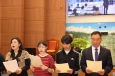 오후예배특송 [5-6구역원일동] - 교회사진방 - 충무제이교회 오후예배특송 [5-6구역원일동]